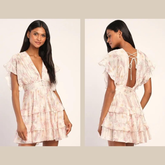 Lulus Dresses & Skirts - LULU’s ‘Easily in Love Blush Pink Floral Print Ruffled Tiered Mini Dress